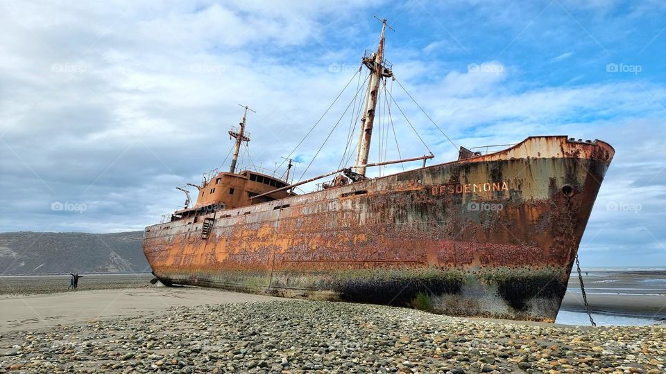 The "Desdemona" is a ship that ran aground many years ago in Tierra del Fuego, Argentina.