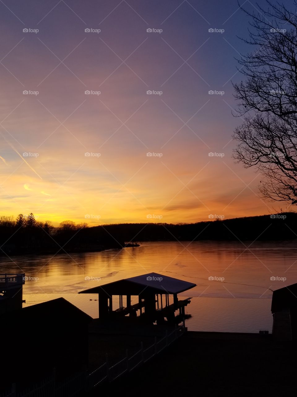 Beautiful sunset on a peaceful lake.