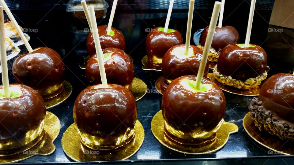 Caramel Apples