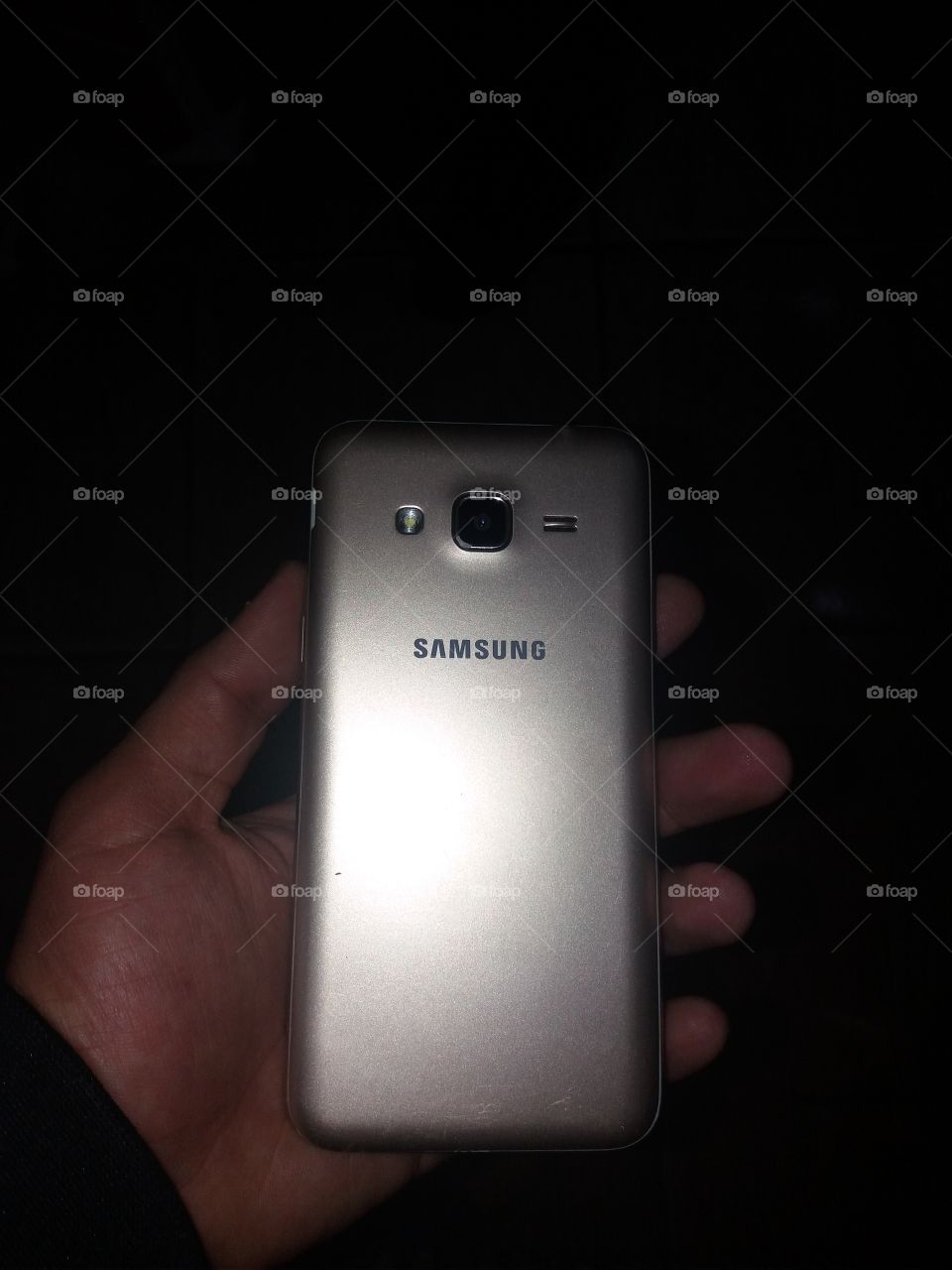 mobile#android#Samsung#hand#camera