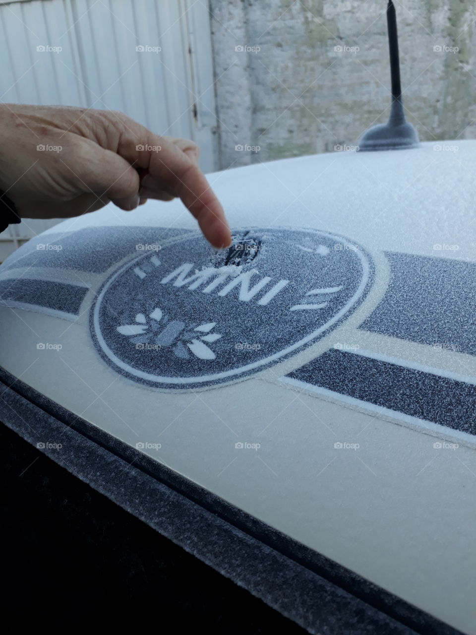 ice on the car - Mini cooper