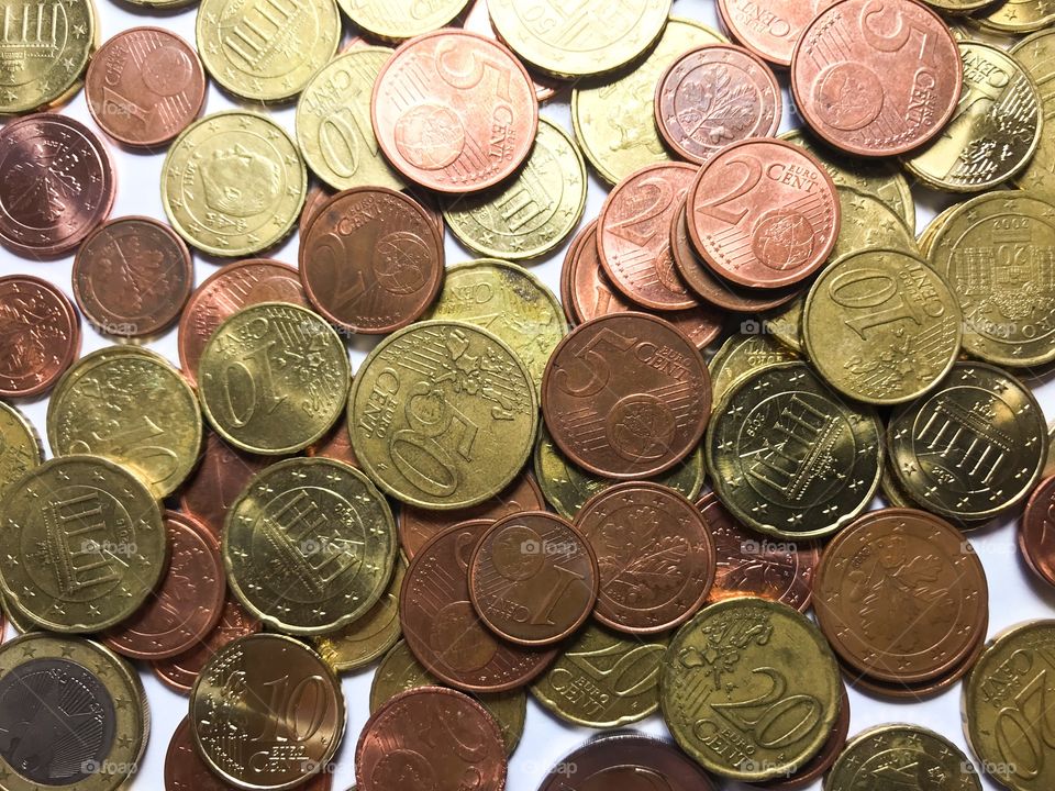 Pile of mixed euro coins 