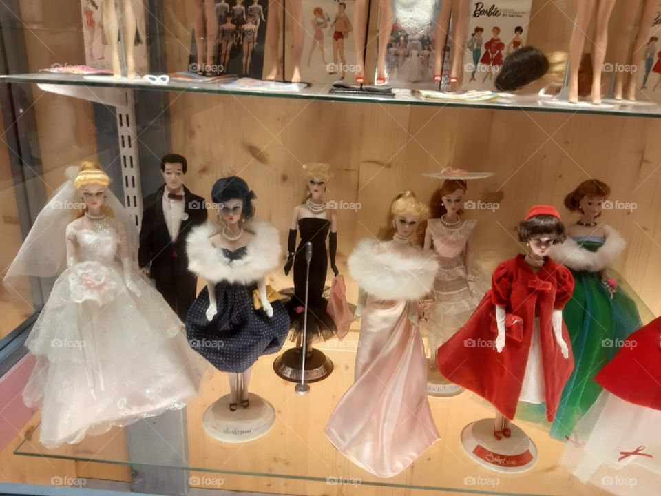 The magic world of dolls