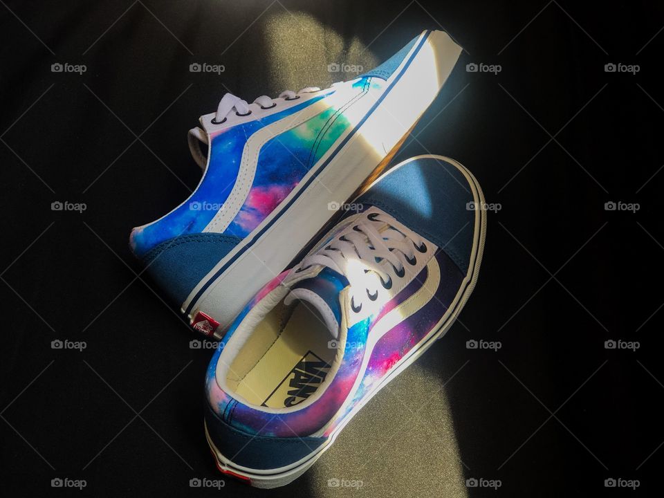 My new old school customized vans shoes inspired by the space. 