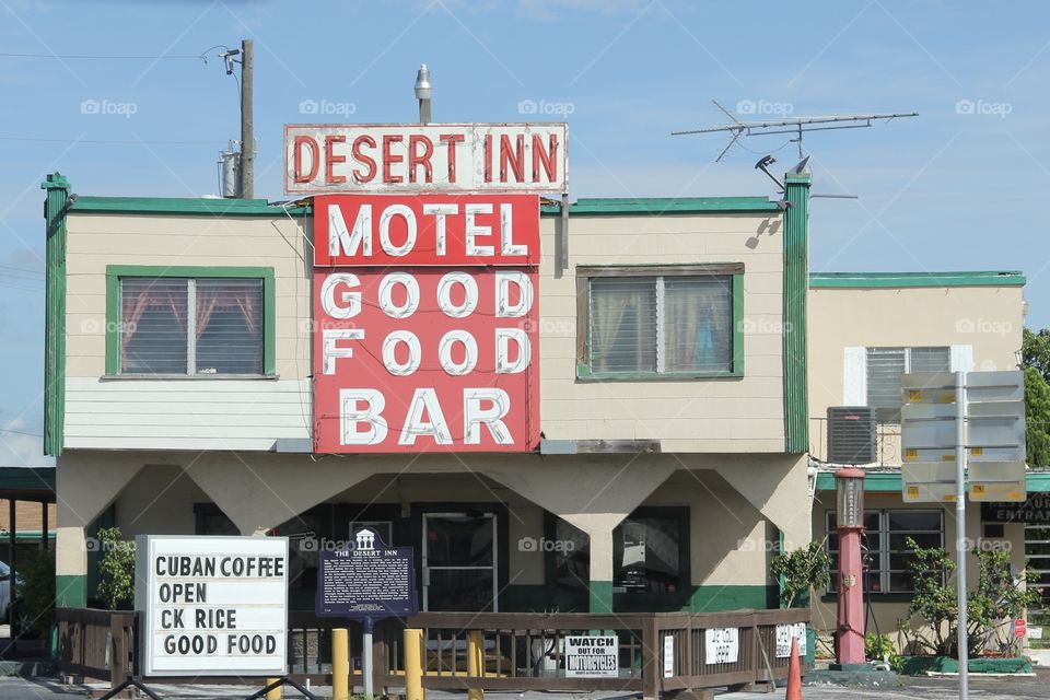 hotel motel