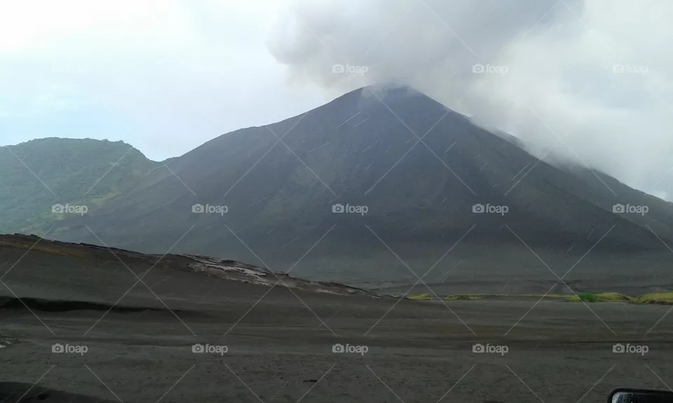 mt yasur