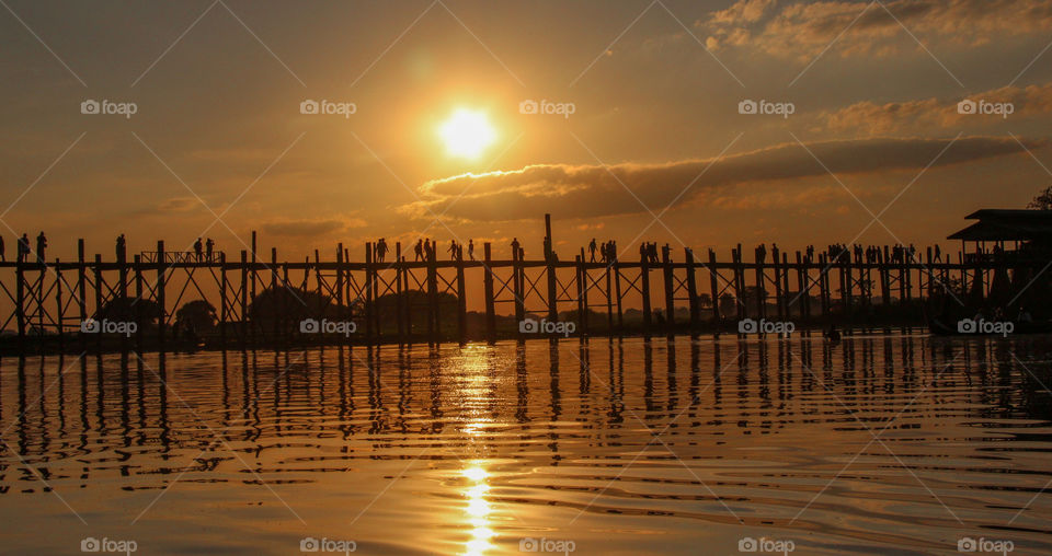 U Bein bridge at sunset 