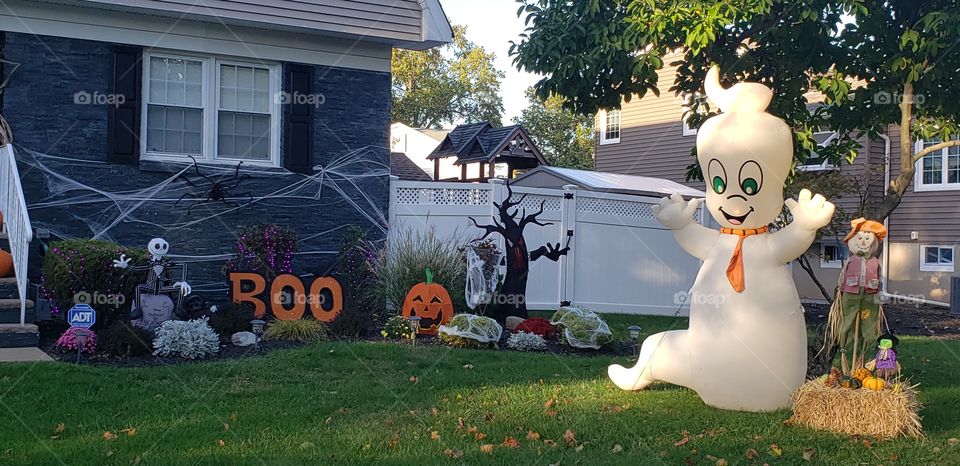 Halloween Yard Decorating