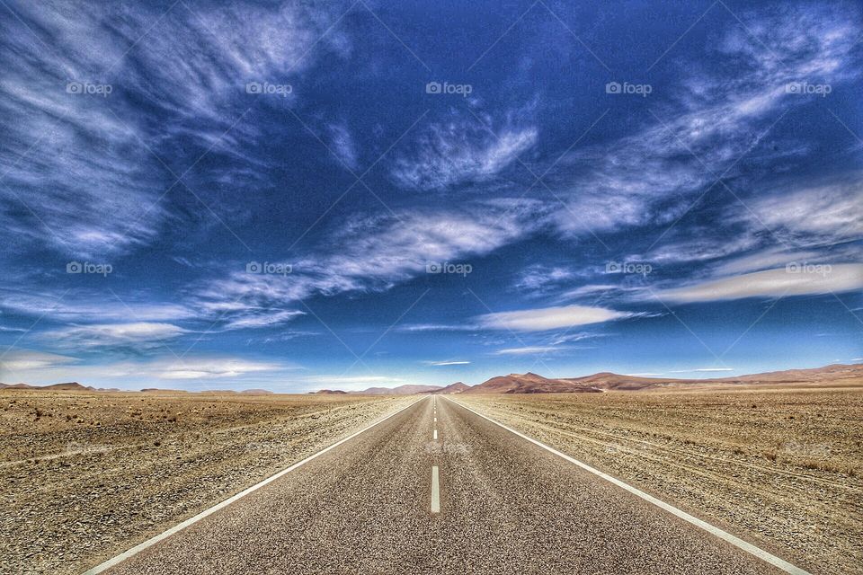 Empty road 