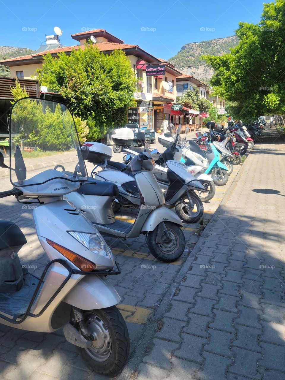 motorbike line up