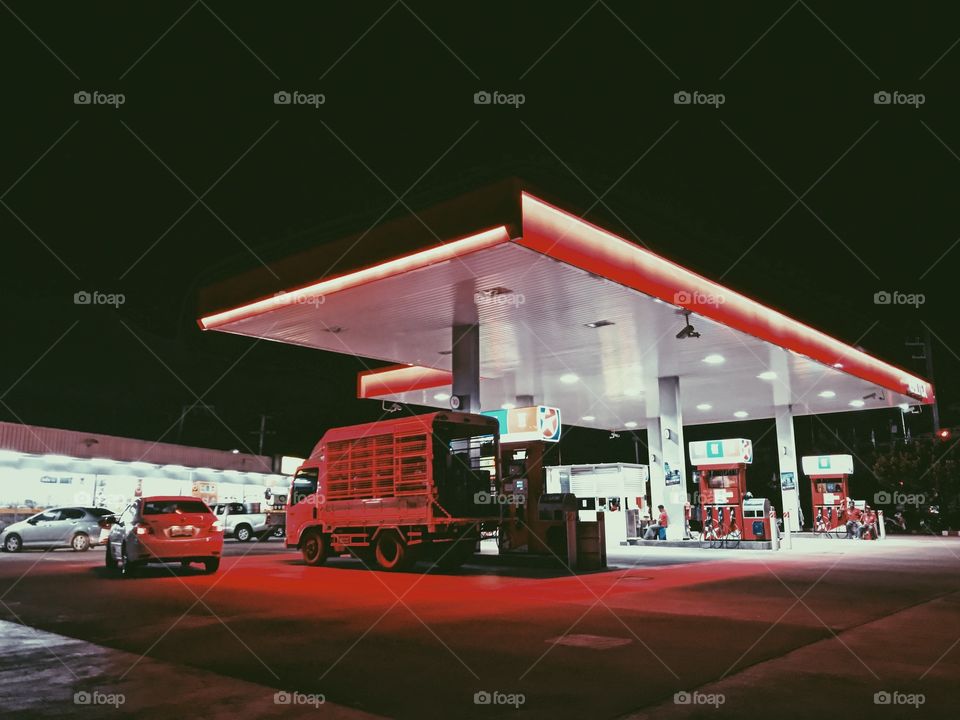 Gas station 