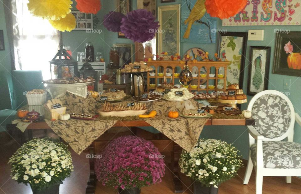 THANKSGIVING HARVEST BUFFET