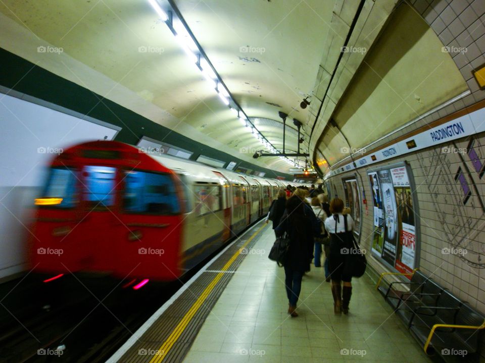 THE LONDON UNDERGROUND AT PADDINGTON STATION LONDON, ENGLAND