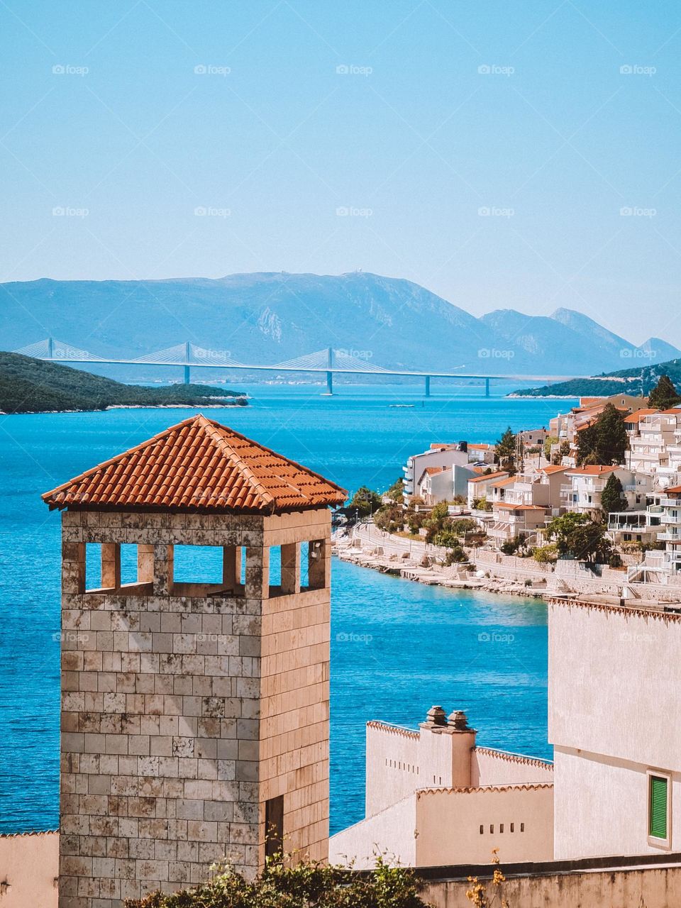 Dare to be different.  Each color in this photo will be experienced differently by each of us.  How beautiful life is.  Is it?