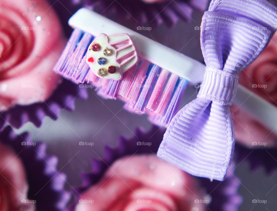 toothbrush cupcake