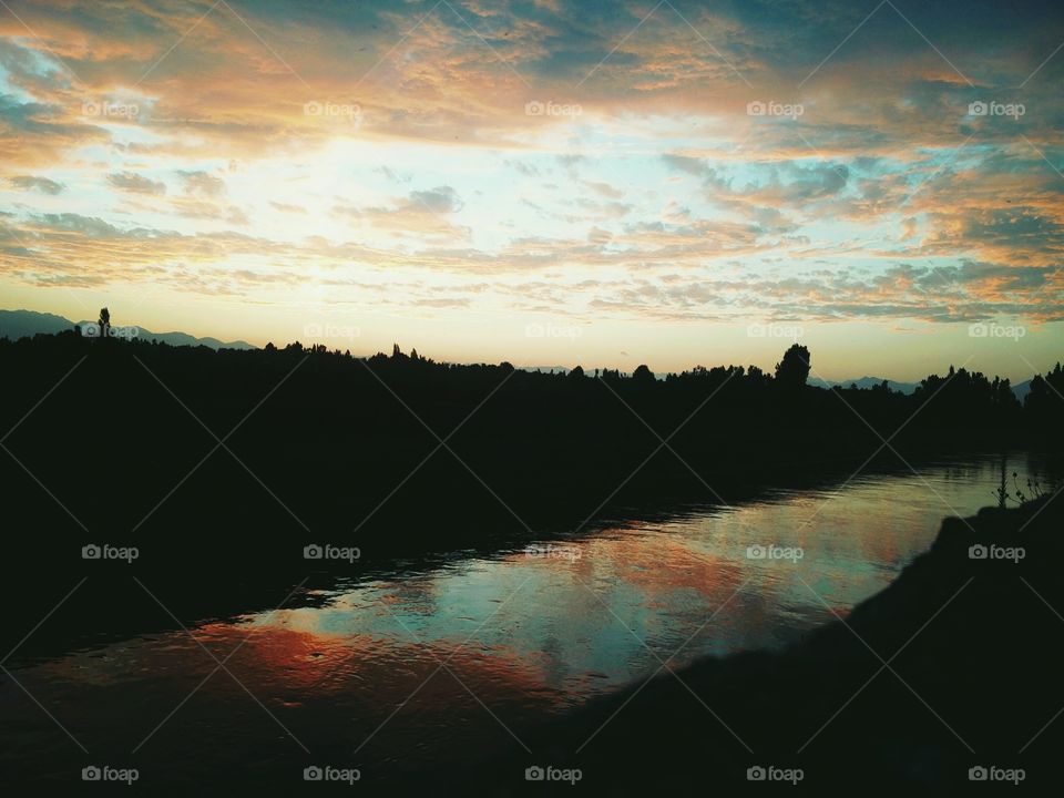 beautiful true natural view reflection water
📸 Muneeb bhat