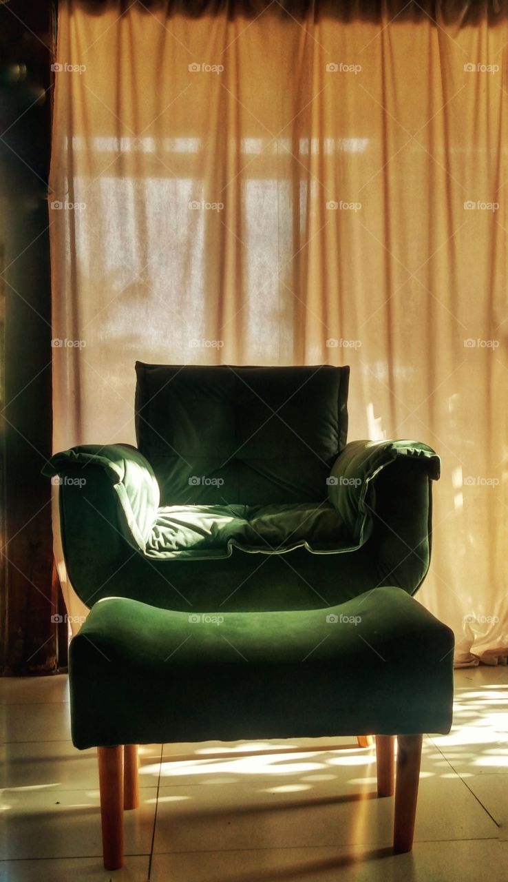 sofá verde