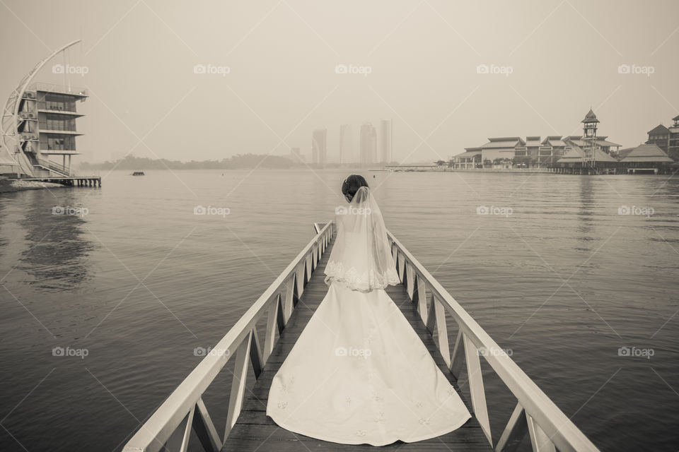 bride alone in putra jaya