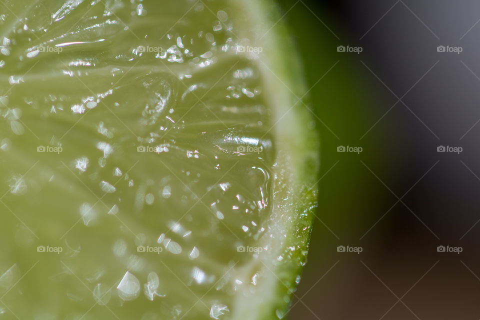 Lime with the macro lens 