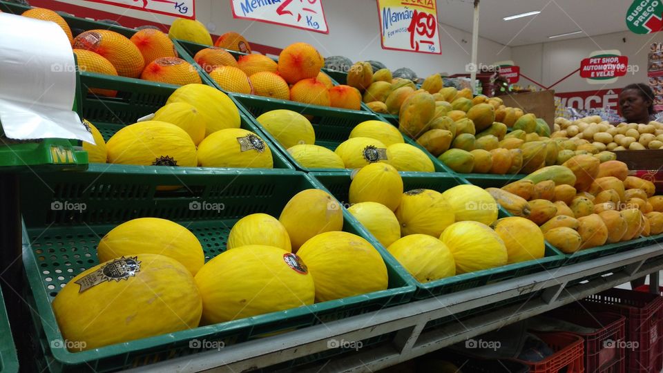 Vamos às compras? Supermercado. Cereais, frutas, verduras e legumes, quitandas, feira, alimentação e saúde.