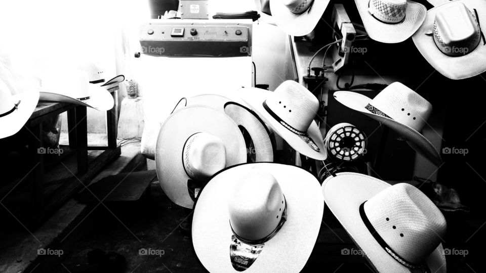 Chapeus. Produtos do mundo country.