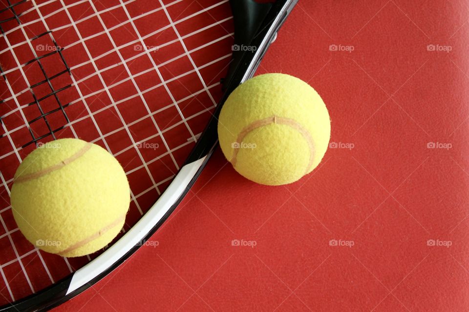 Tennis racket and balls