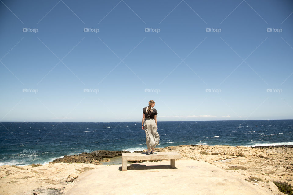 Girl and the Sea, Malta