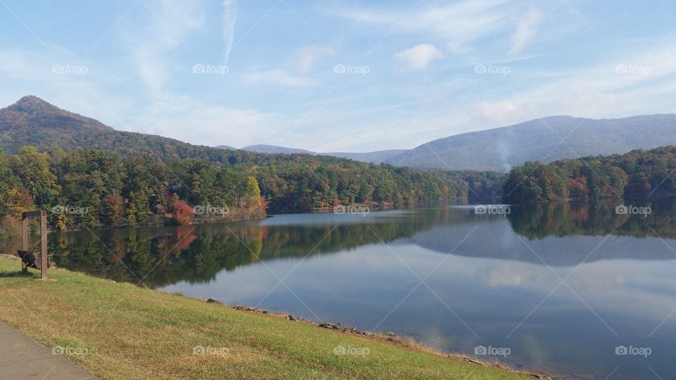 good place for a sit. beautiful look of mountains and lake in North Georgia
