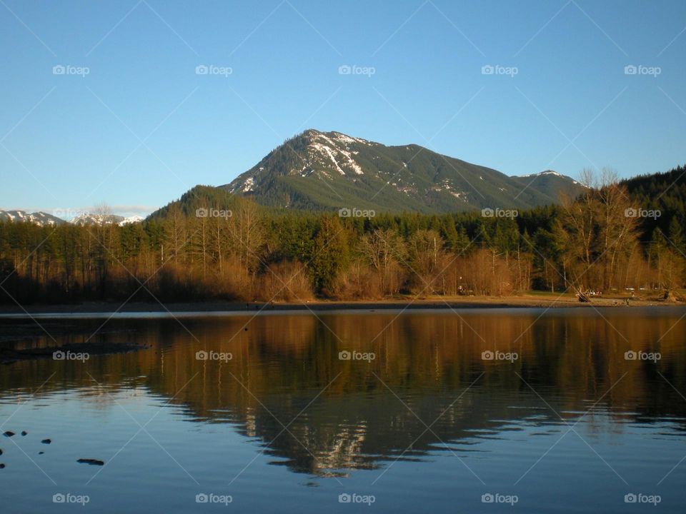 Mountain reflection in the lake
