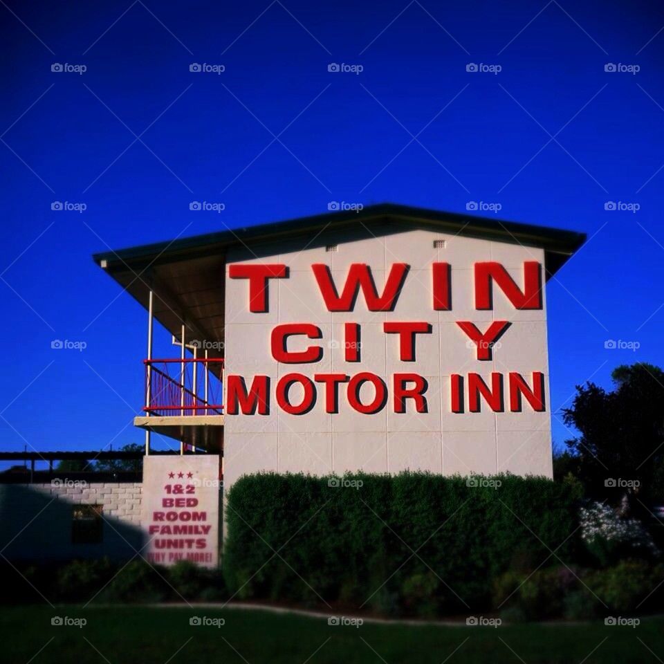 Twin city motor inn.