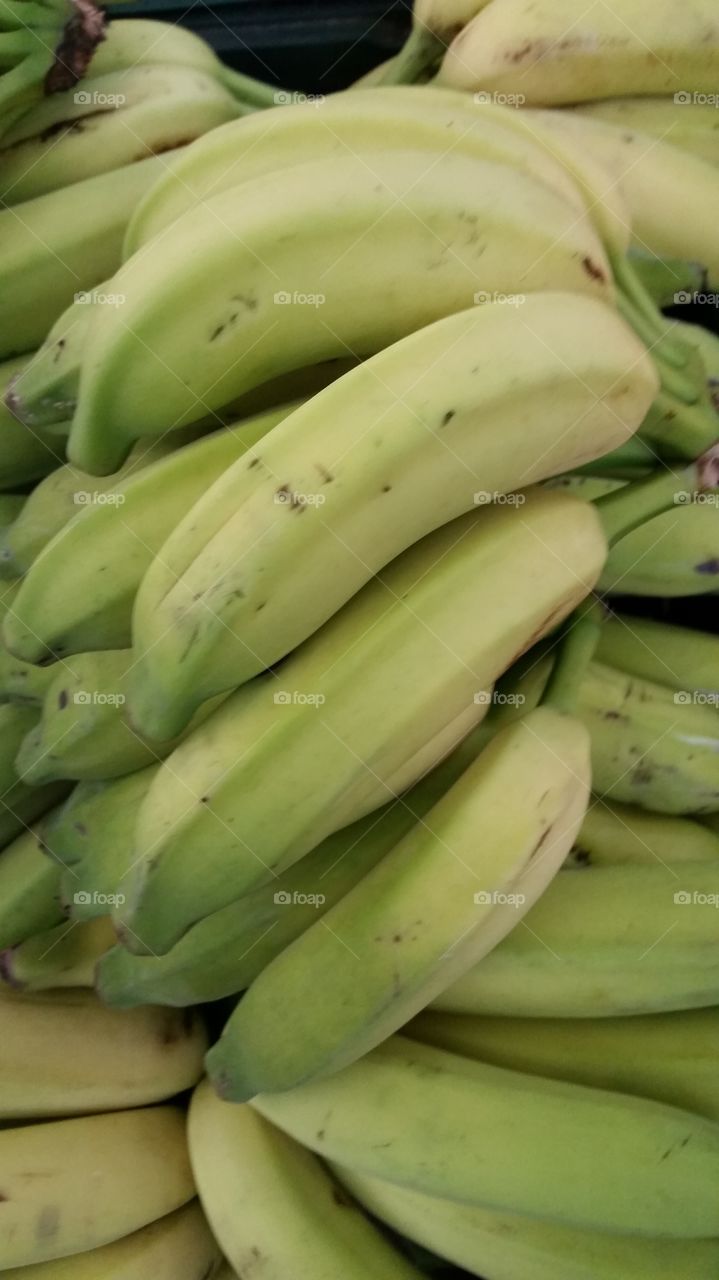 Close-up of yellow bananas