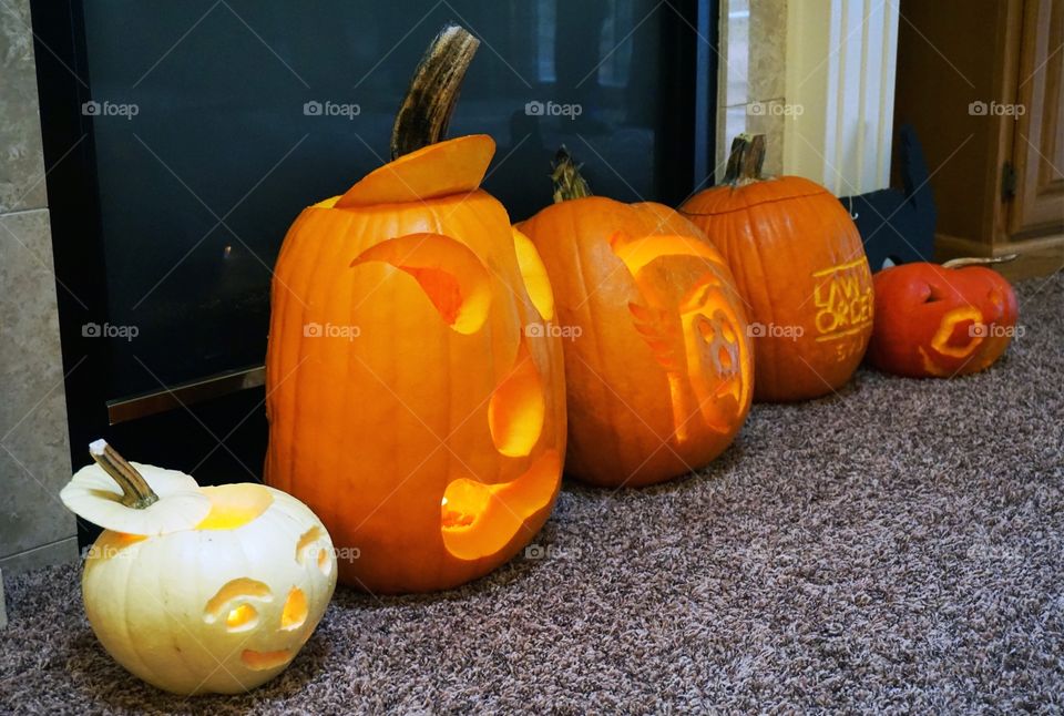 Carving contest lineup