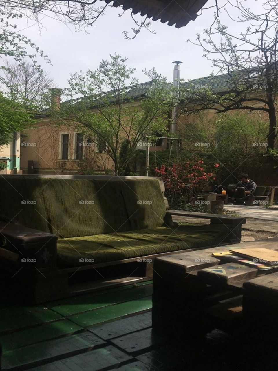 Fave place for tea, just a mistical place in Cluj-Napoca, Romania. The selection of food and drinks is amazing. Peace