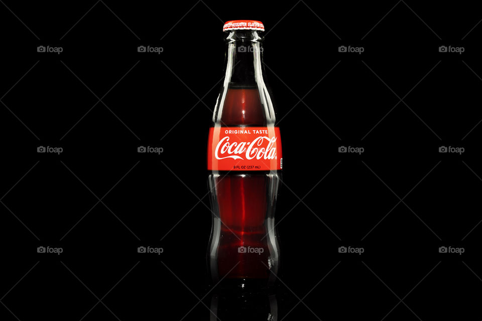 Coca Cola glass bottle classic design product photo 