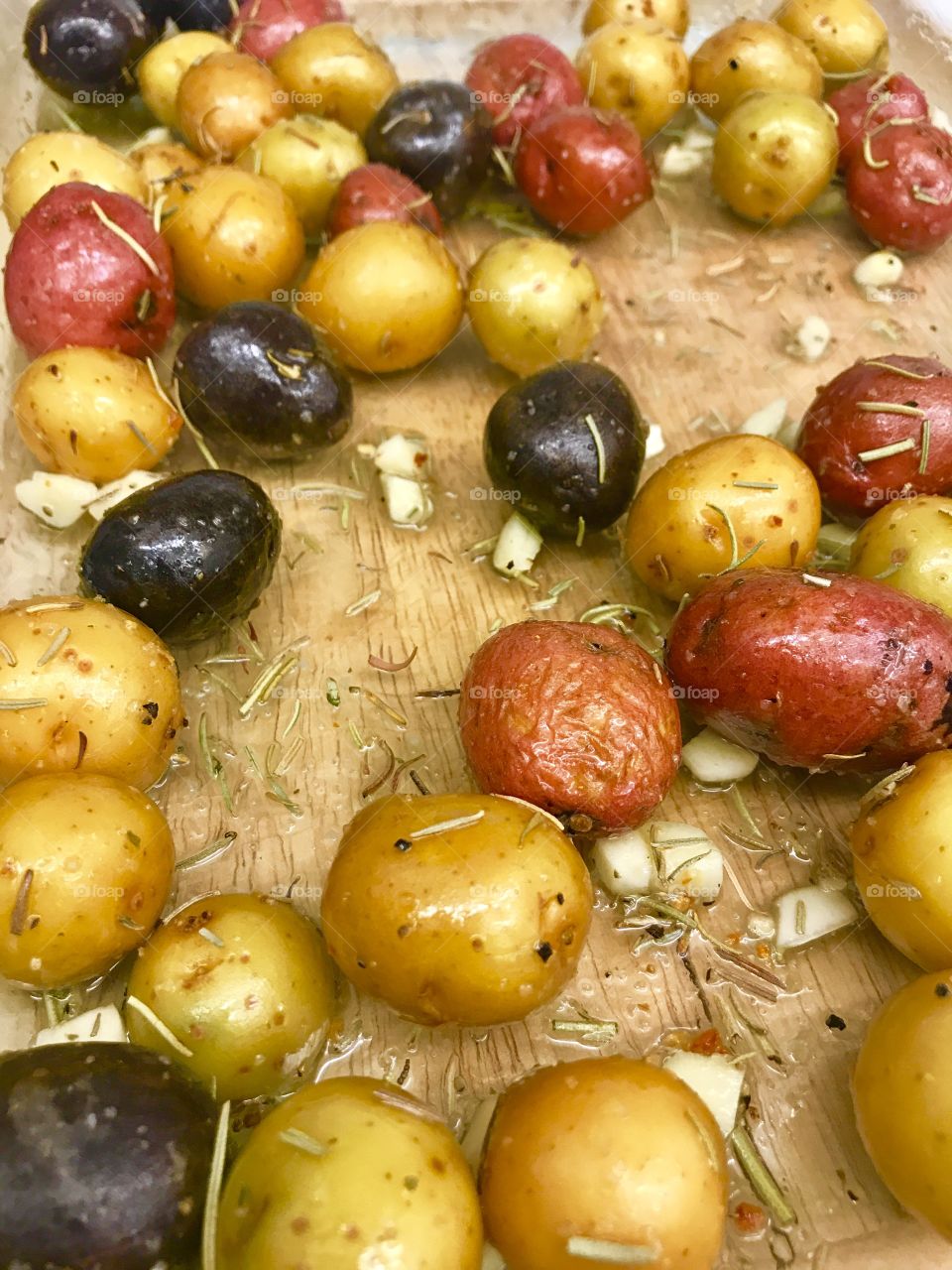 Raw rosemary garlic potatoes 