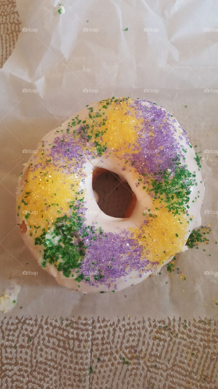King cake donut