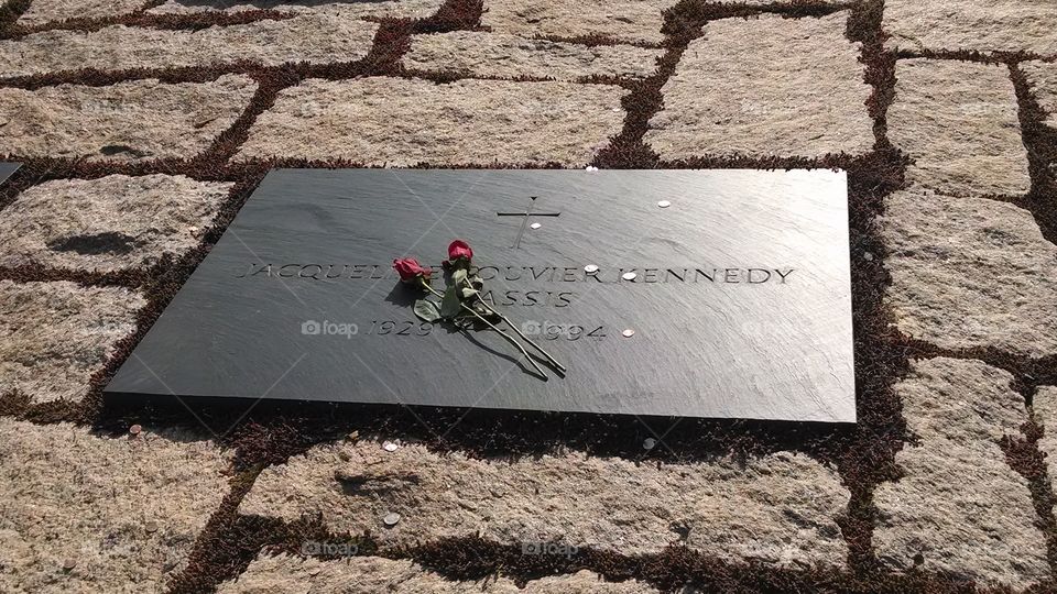 Jackie Kennedy . Arlington national cemetery 