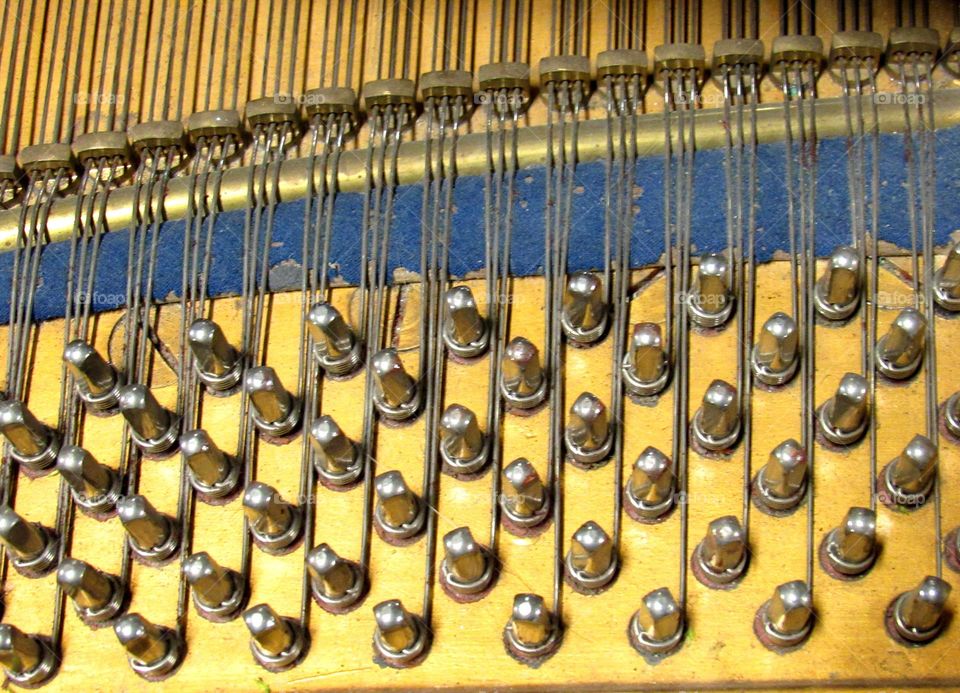 inside the piano