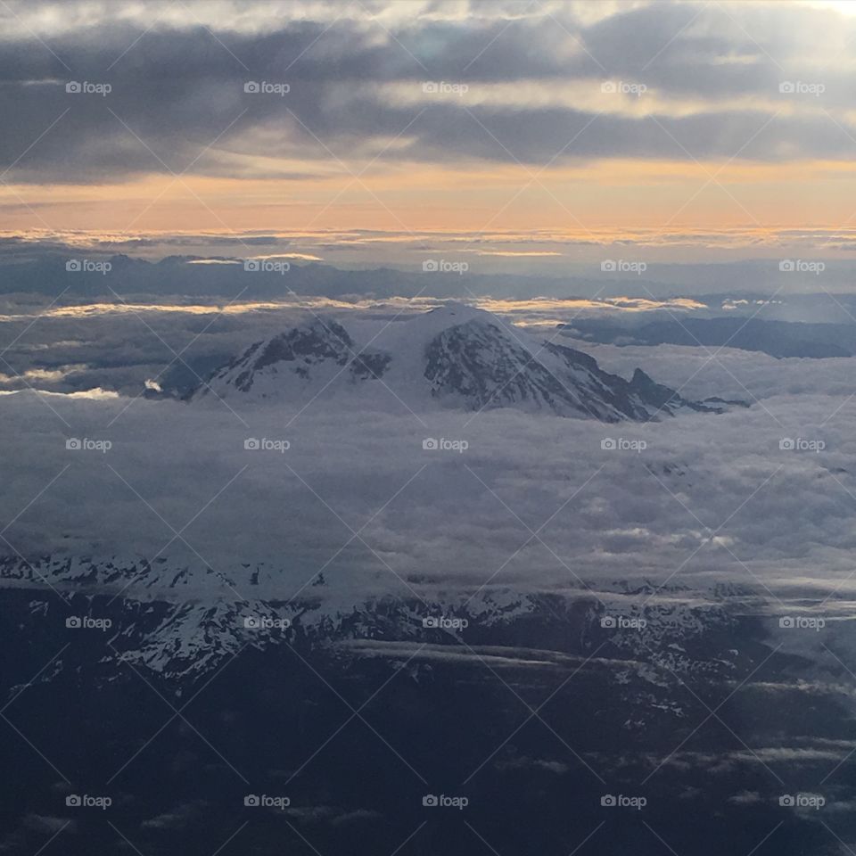 Mount Rainier from the plane