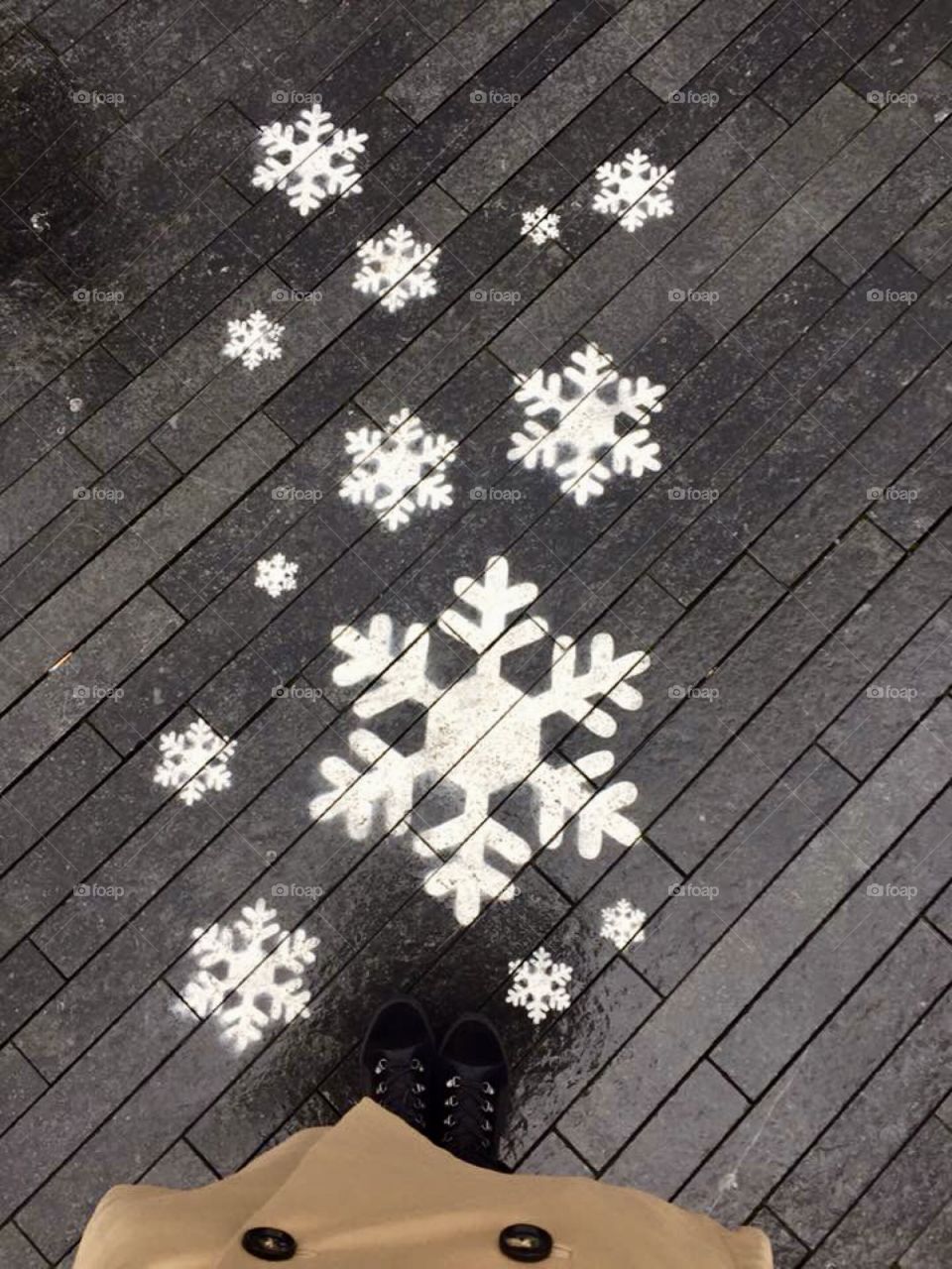 Snowing stencils London