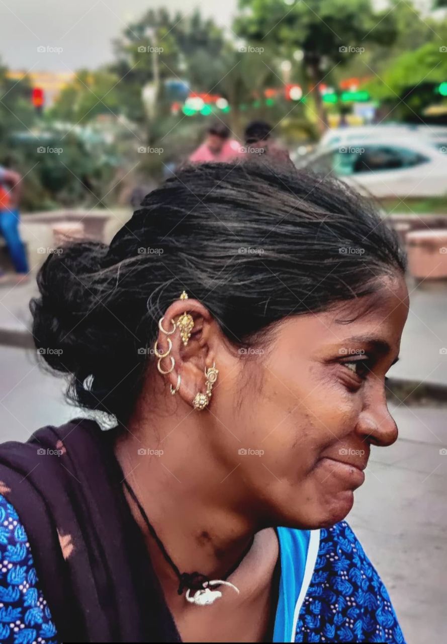 That smile and those Piercing.