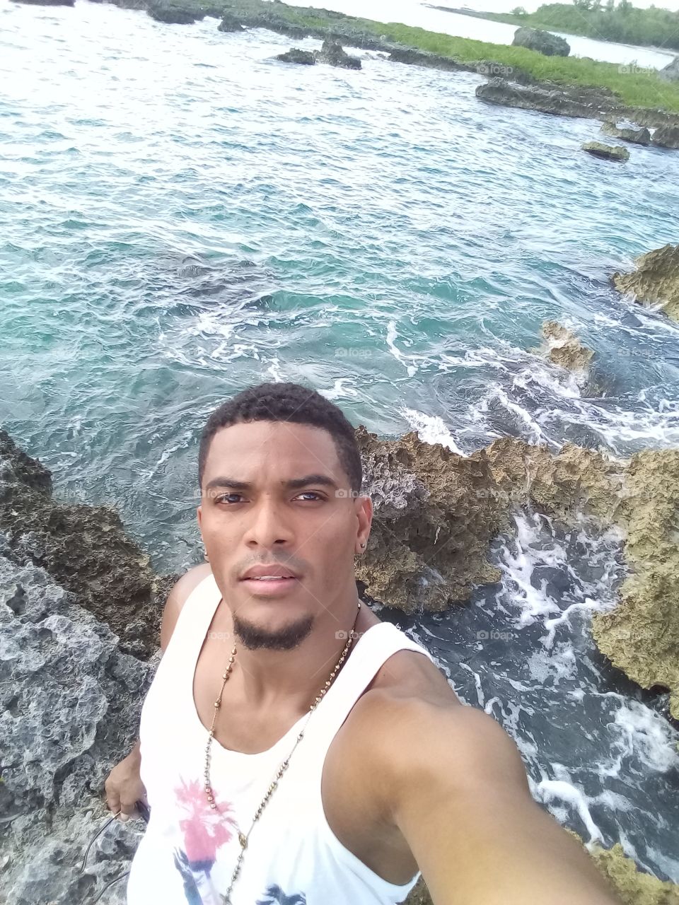 Orgulloso de ser Dominicano y vivir aqui donde estan las mejores playas y el clima mas tropical del mundo.