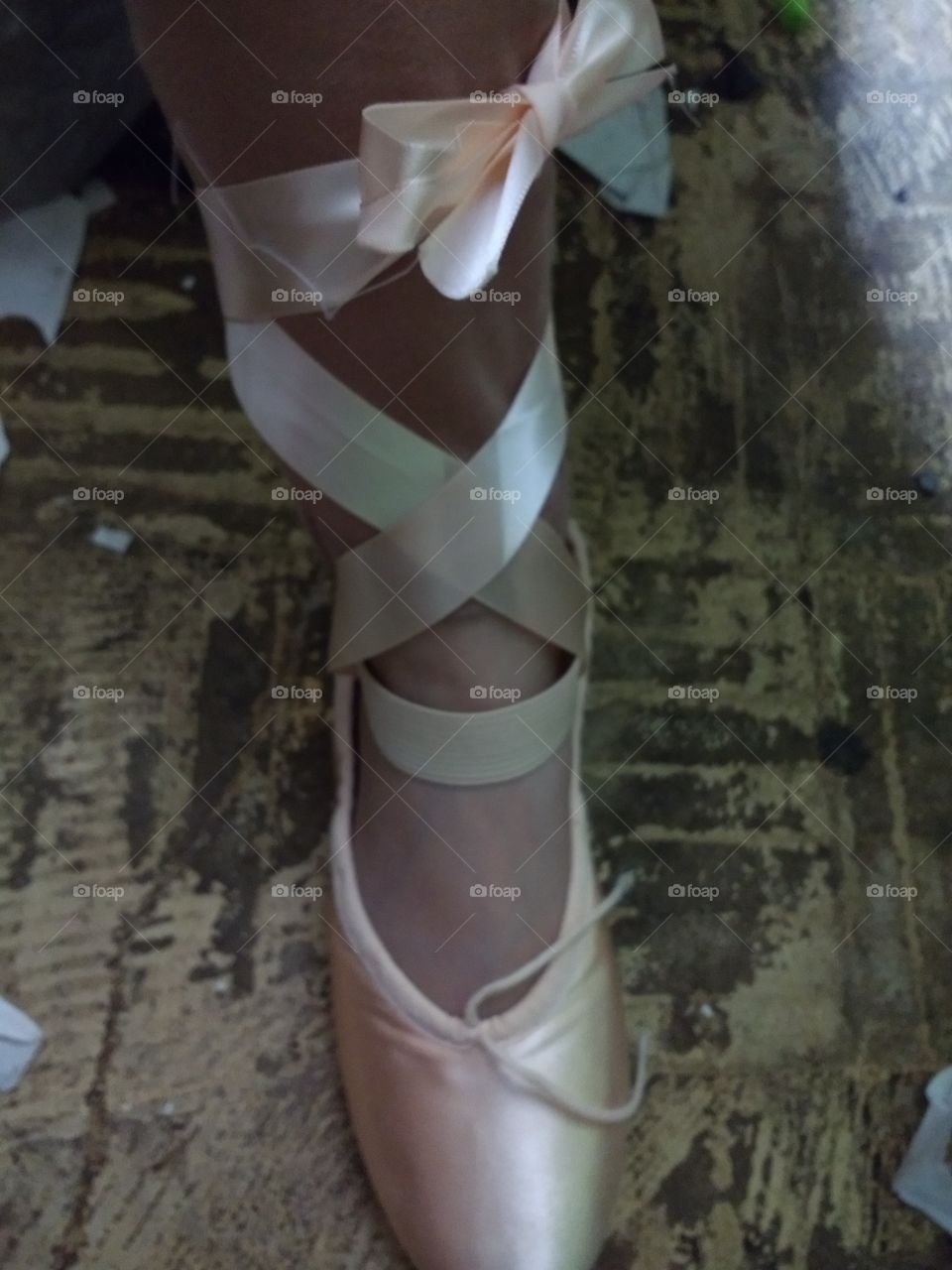 here's how we tie ballet shoes