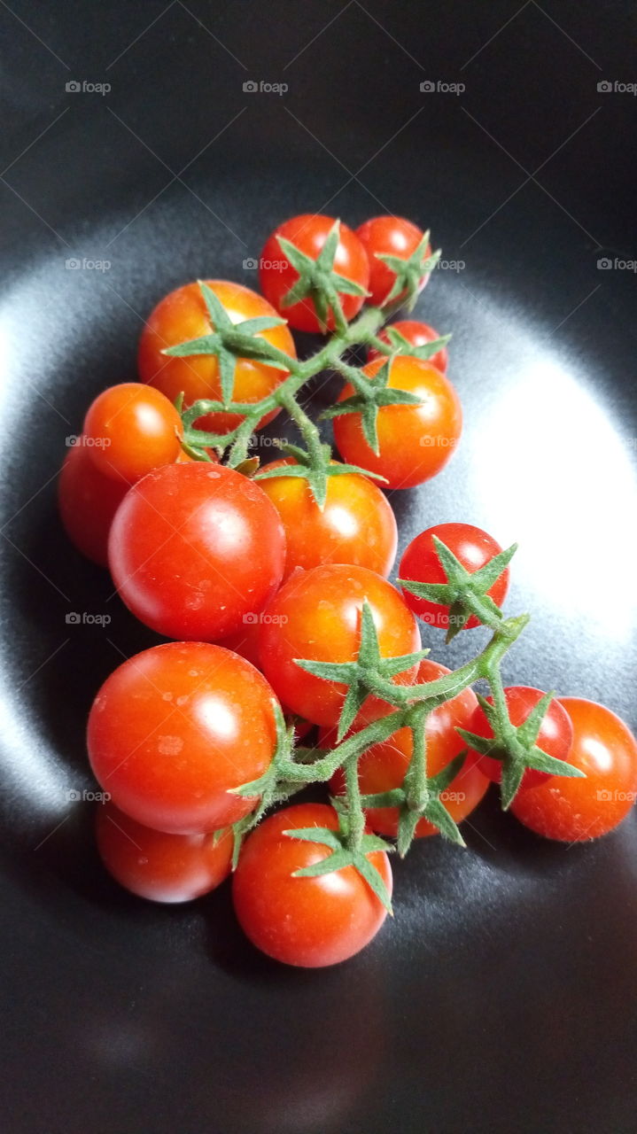 tomatoes cherry