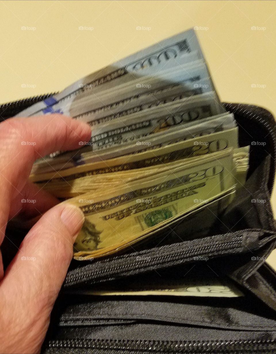 Counting U.S. money in my wallet
