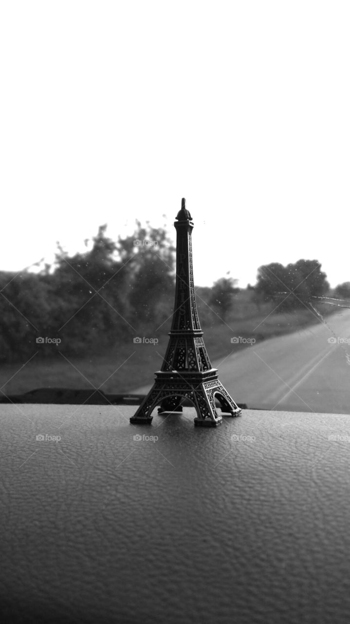 Destination Paris. Paris in the States