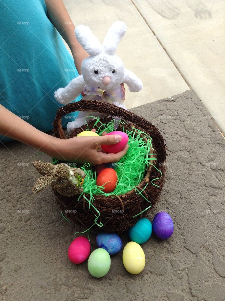 Building a Easter basket