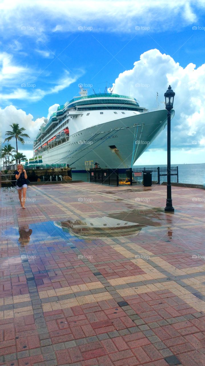 Discovered this park dock after the historic headz where you capture this amazing photo of our ship..Also some women was crying...Key West
