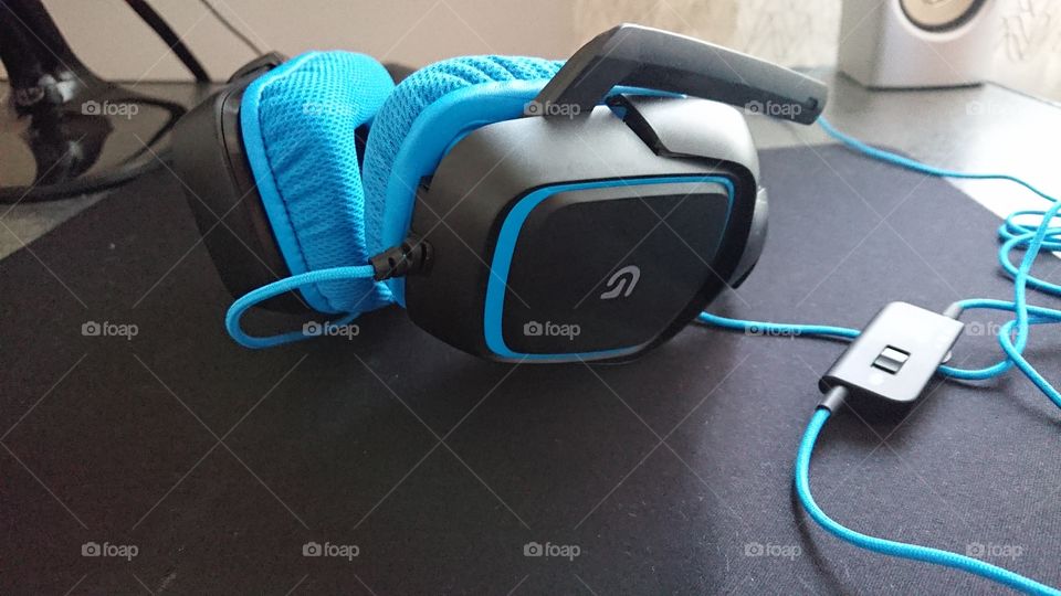 Logistic, This is Life