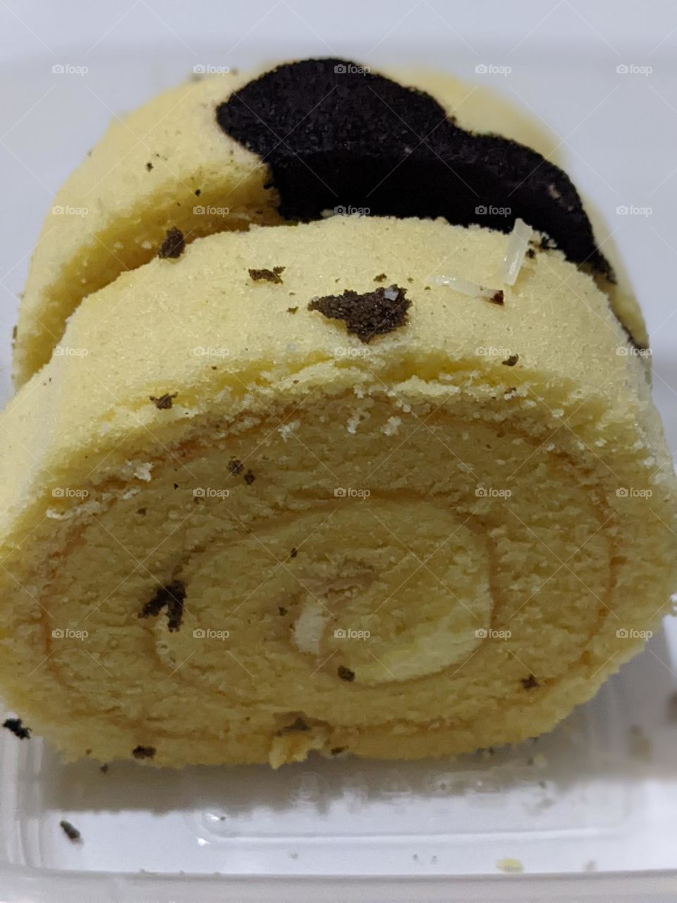 rolled sponge cake